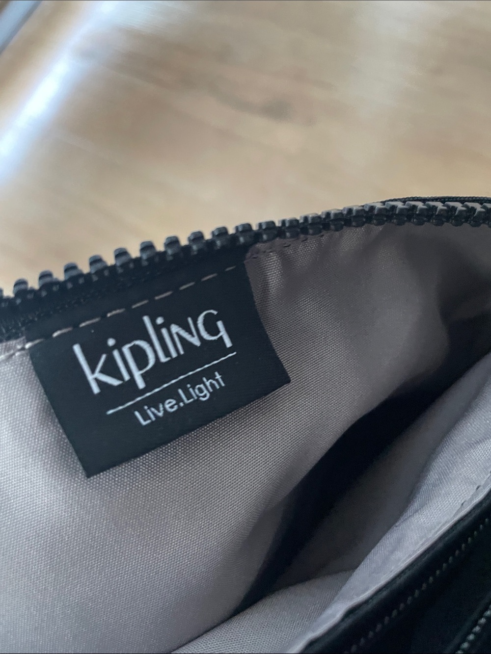 Kipling. Riri Crossbody - Picture 4 of 8